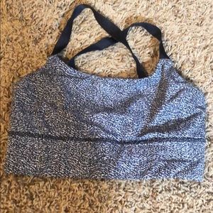 Lululemon sports bra